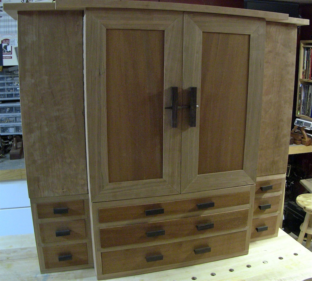 Tool Storage In A Tool Cabinet The Renaissance Woodworker