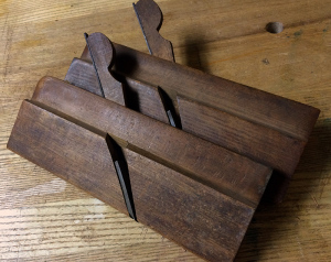 12 hollow round pair