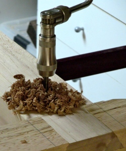 Drilling in wet wood